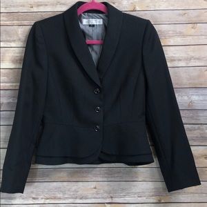 Tahari Arthur S Levine women’s blazer size 4P